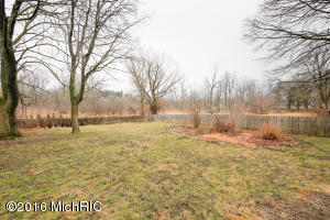 732 E Green St, Marshall, MI 49068 photo 20