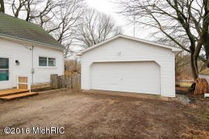 732 E Green St, Marshall, MI 49068 photo 21