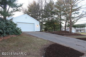 1401 Okeefe, Marshall, MI 49068 photo 9