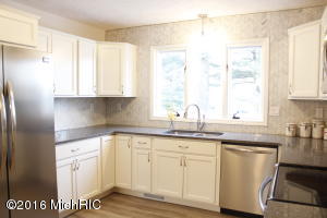 1401 Okeefe, Marshall, MI 49068 photo 15