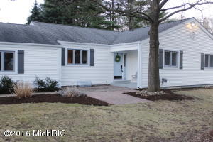 1401 Okeefe, Marshall, MI 49068 photo 3