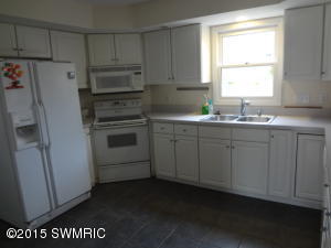 61164 Cass Ave, Cassopolis, MI 49031 photo 8