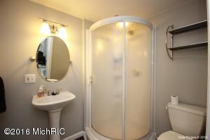 770 Hunt St, Lowell, MI 49331 photo 25