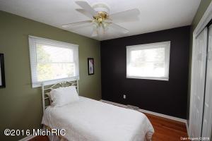 770 Hunt St, Lowell, MI 49331 photo 20