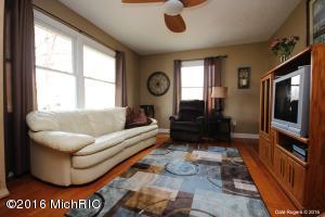 770 Hunt St, Lowell, MI 49331 photo 12