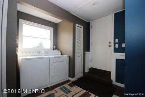 770 Hunt St, Lowell, MI 49331 photo 27
