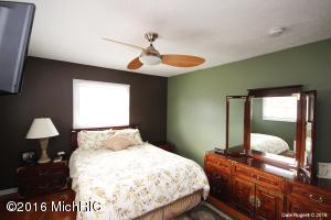 770 Hunt St, Lowell, MI 49331 photo 19