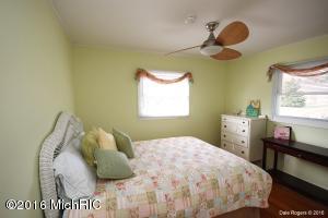 770 Hunt St, Lowell, MI 49331 photo 16