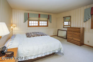 14590 Ef Ave, Augusta, MI 49012 photo 8