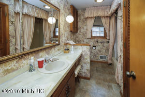 14590 Ef Ave, Augusta, MI 49012 photo 10
