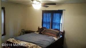 1040 Echo Dr, White Cloud, MI 49349 photo 17