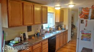 1040 Echo Dr, White Cloud, MI 49349 photo 11