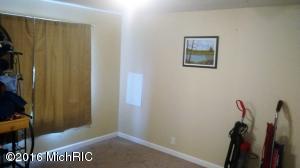 1040 Echo Dr, White Cloud, MI 49349 photo 13