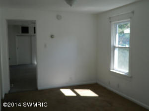 716 S Hooker Ave, Three Rivers, MI 49093 photo 7