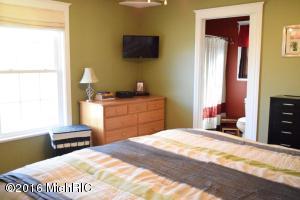 311 E Dutch Mill St, Grant, MI 49327 photo 10