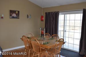 311 E Dutch Mill St, Grant, MI 49327 photo 9
