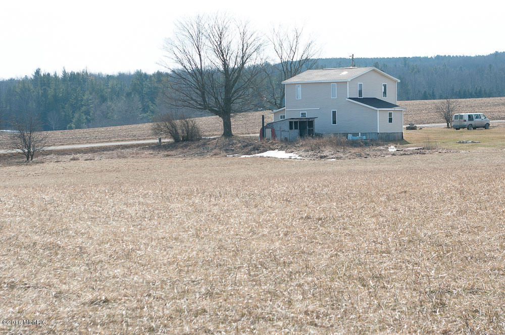 8519 16 Mile Rd, Paris, MI 49338 photo 6