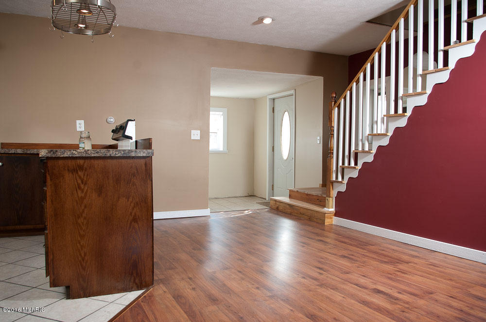 8519 16 Mile Rd, Paris, MI 49338 photo 14