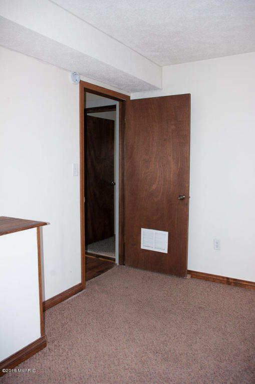 8519 16 Mile Rd, Paris, MI 49338 photo 26