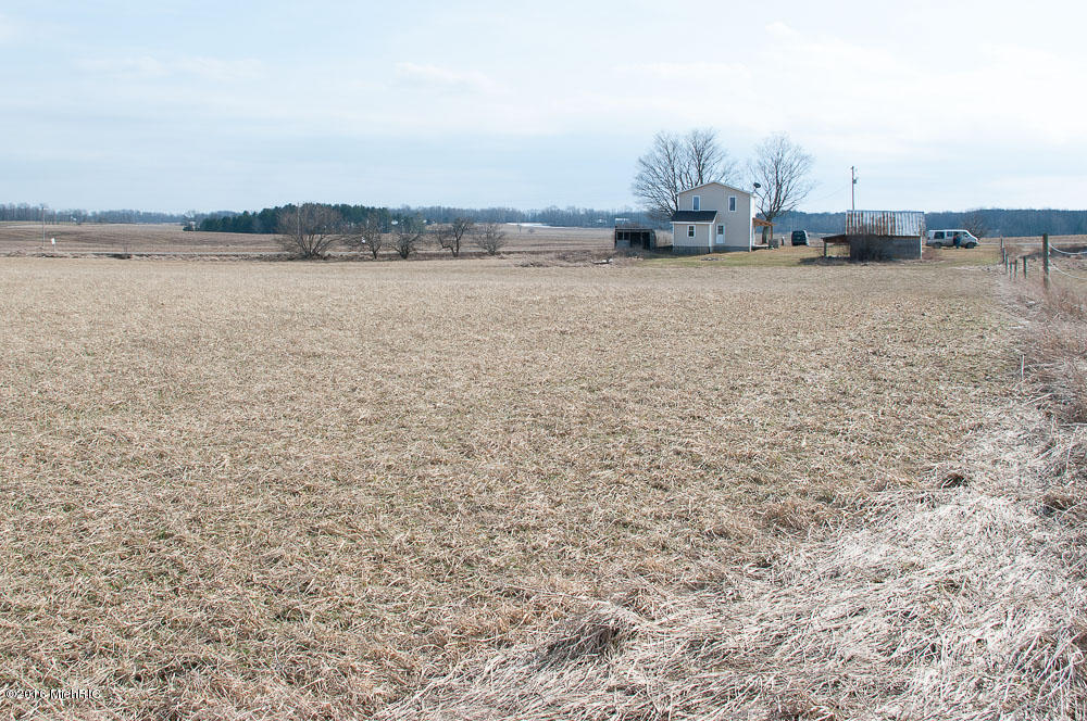 8519 16 Mile Rd, Paris, MI 49338 photo 9