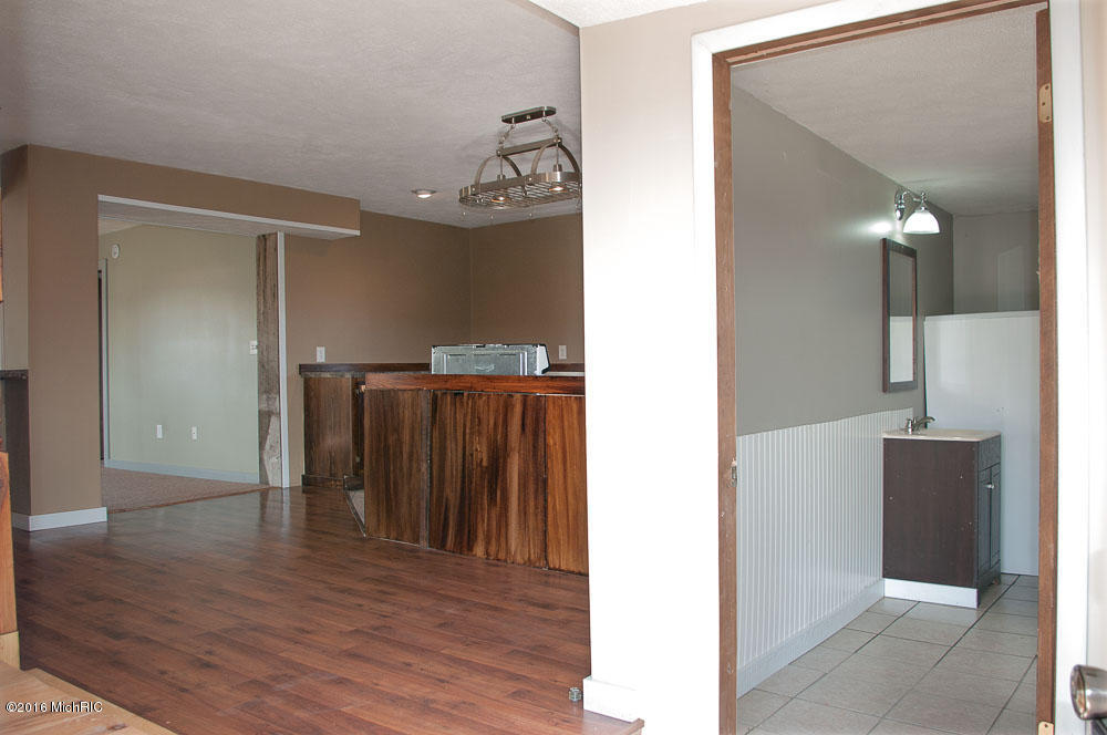 8519 16 Mile Rd, Paris, MI 49338 photo 16
