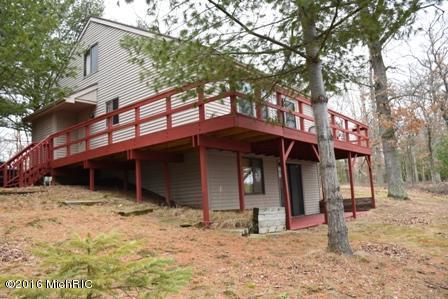 4526 W Erna Lou Dr, Baldwin, MI 49304 photo 2