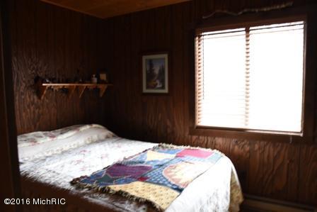 4526 W Erna Lou Dr, Baldwin, MI 49304 photo 9