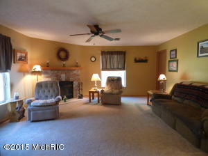 1548 Dodd Rd, Niles, MI 49120 photo 4