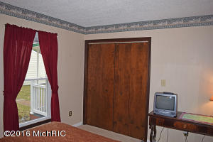 6833 E Carrigan Dr, Newaygo, MI 49337 photo 16