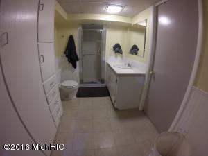 339 Dewitt Ln, Spring Lake, MI 49456 photo 27