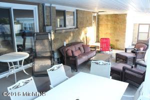 339 Dewitt Ln, Spring Lake, MI 49456 photo 29