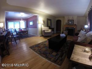 339 Dewitt Ln, Spring Lake, MI 49456 photo 11