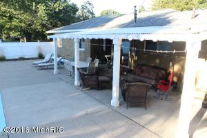 339 Dewitt Ln, Spring Lake, MI 49456 photo 28