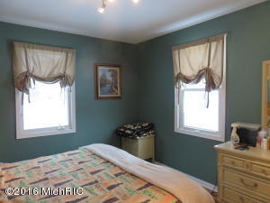 3320 Fox Dr, Grant, MI 49327 photo 7