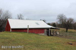 5901 W 1 Mile Rd, White Cloud, MI 49349 photo 2