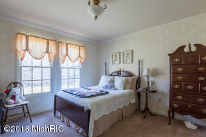 13980 Bieri Dr NE, Lowell, MI 49331 photo 19