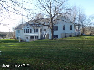 13980 Bieri Dr NE, Lowell, MI 49331 photo 24
