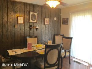 19490 M-60, Three Rivers, MI 49093 photo 7
