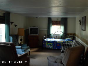 11544 S Midway Ave, Baldwin, MI 49304 photo 9