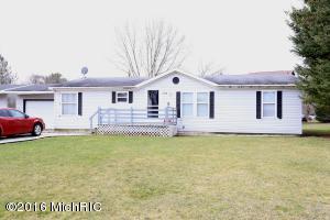 110 Peachtree St, Constantine, MI 49042 photo 1