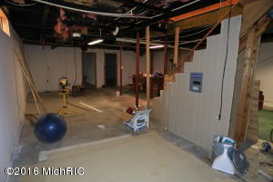 110 Peachtree St, Constantine, MI 49042 photo 28