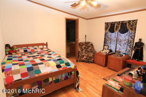 110 Peachtree St, Constantine, MI 49042 photo 19
