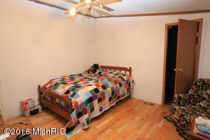 110 Peachtree St, Constantine, MI 49042 photo 20