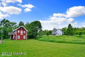 2126 E Glendora Rd, Buchanan, MI 49107 photo 1