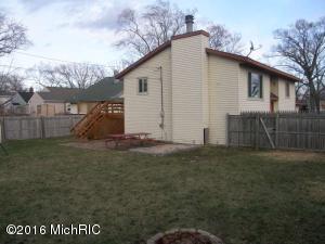 2002 Mills Ave, Muskegon, MI 49445 photo 23
