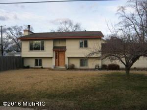 2002 Mills Ave, Muskegon, MI 49445 photo 1