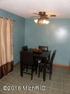 2002 Mills Ave, Muskegon, MI 49445 photo 7