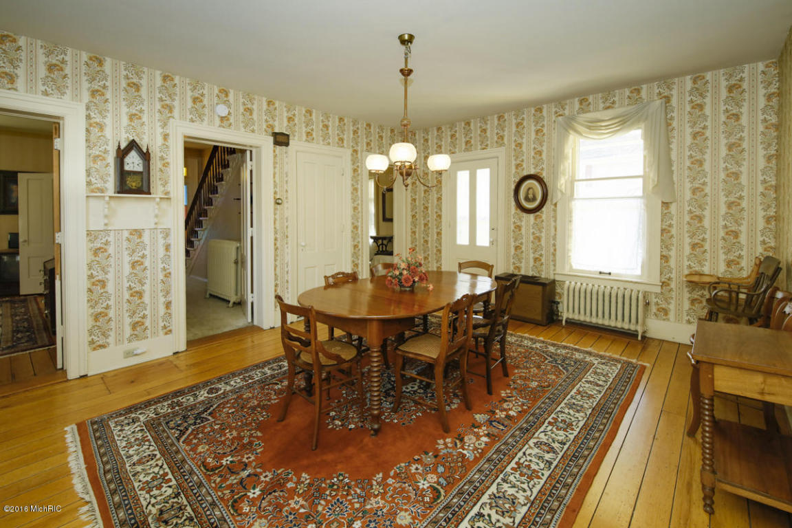 219 High St, Marshall, MI 49068 photo 5