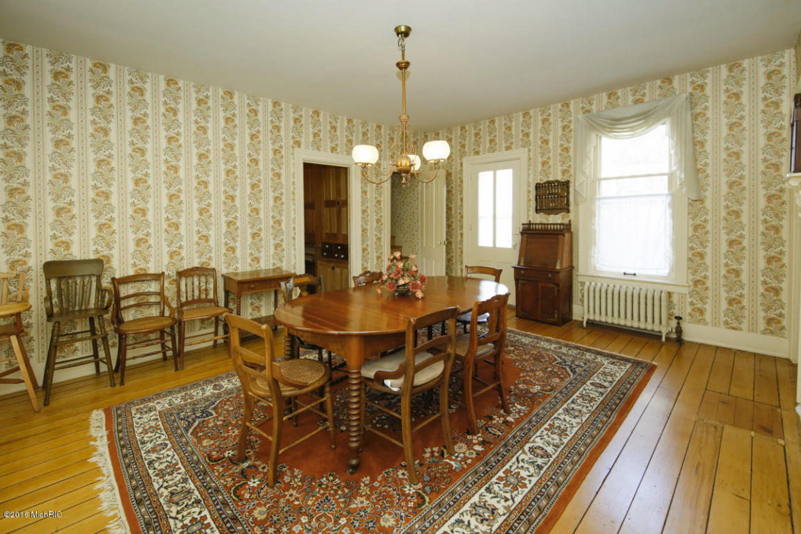 219 High St, Marshall, MI 49068 photo 6