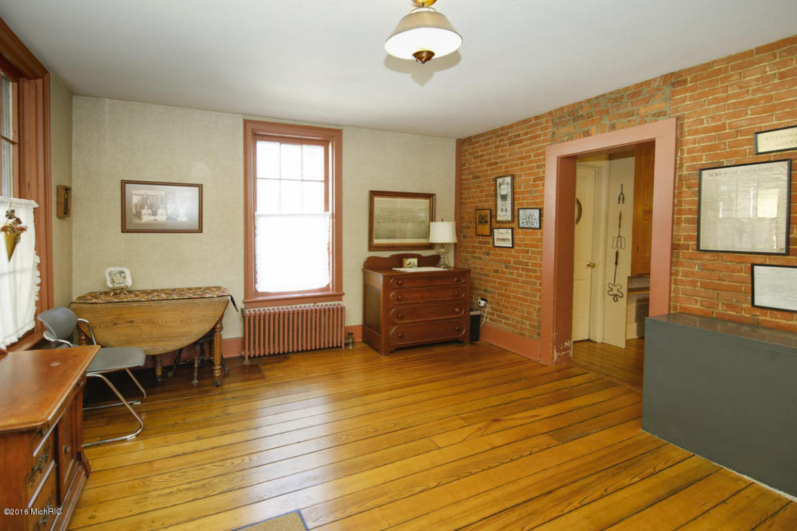 219 High St, Marshall, MI 49068 photo 12